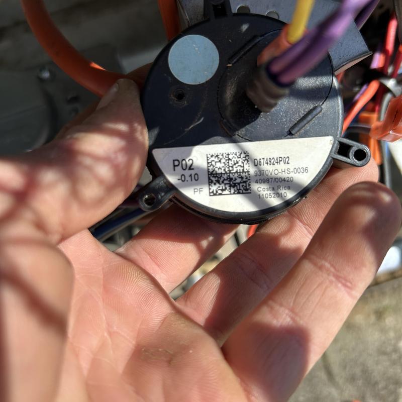 Pin Photo