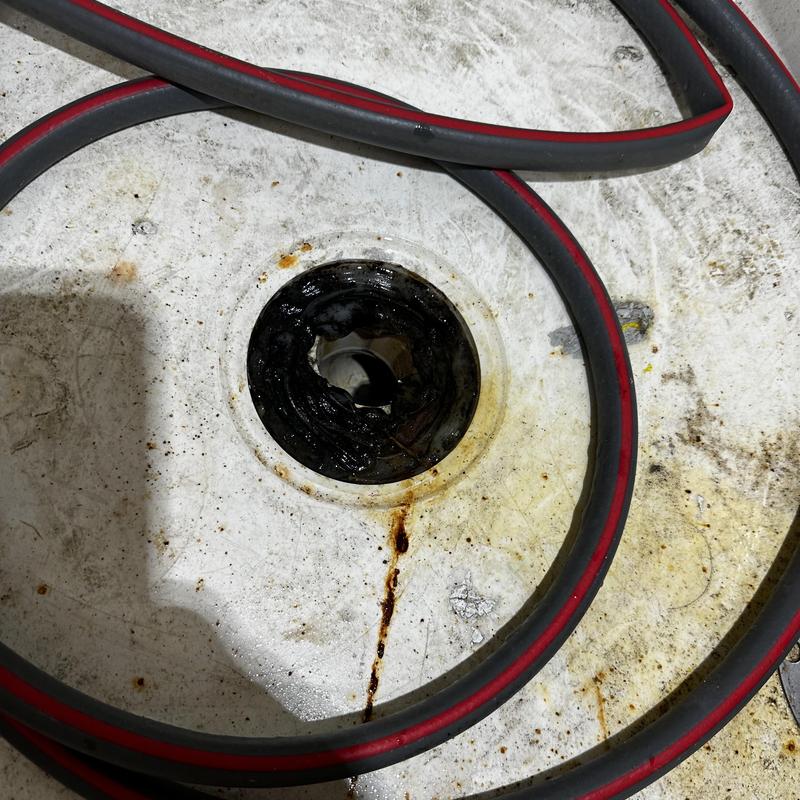 Commercial mop sink drain with rust and gasket seal