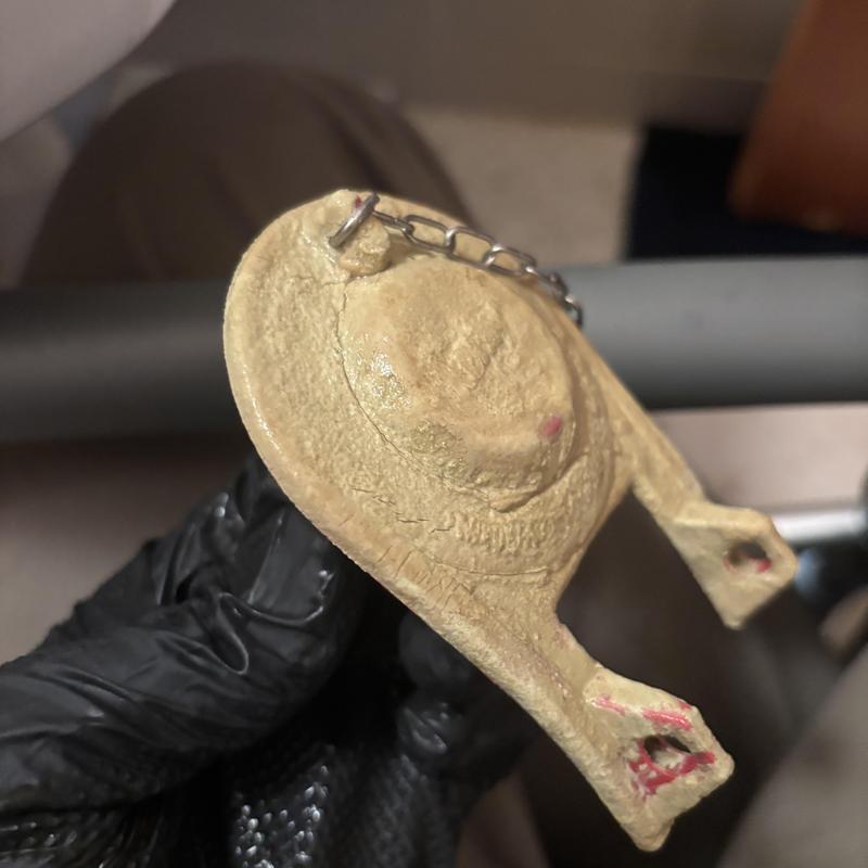 Toilet flapper valve with chain replacement part