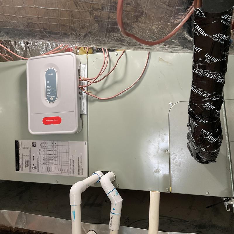 Evaporator coil unit with nitrogen isolation test setup Evaporator coil unit with nitrogen isolation test setup