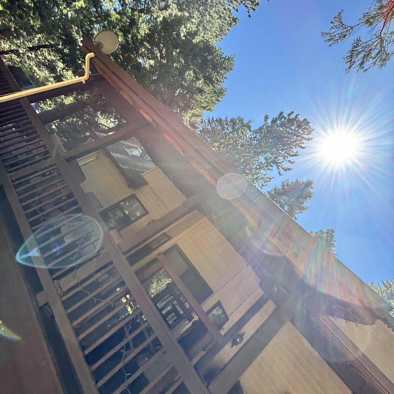 Steel seamless gutters with Leaf Blaster guards installation Steel seamless gutters with Leaf Blaster guards installation