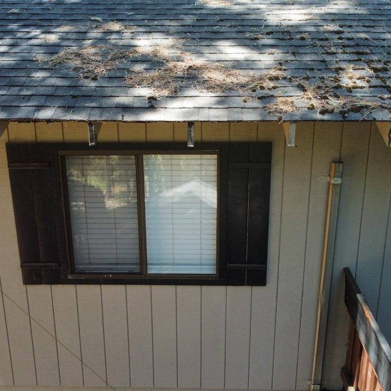 Seamless steel gutter and Leaf Blaster guard installation Seamless steel gutter and Leaf Blaster guard installation