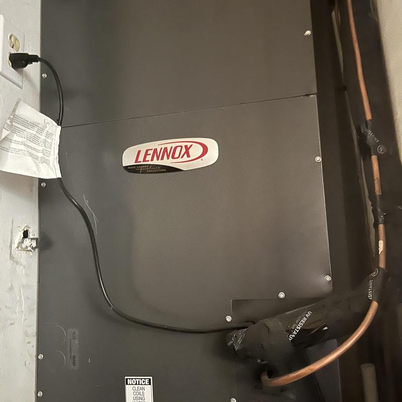 Lennox HVAC unit with copper refrigerant lines installation