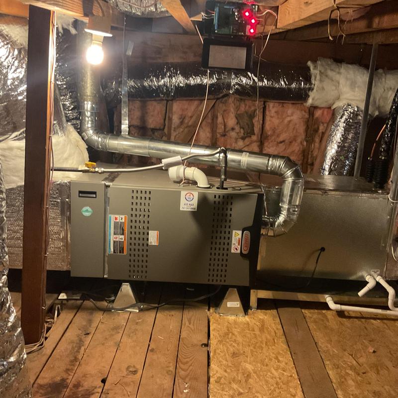 SL280UH Furnace with ductwork in attic space