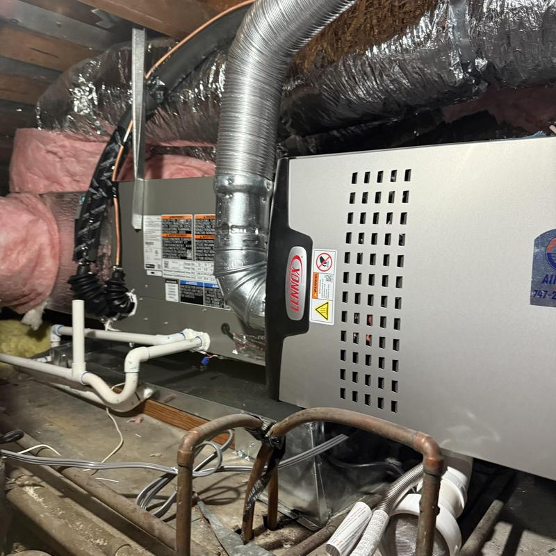 Lennox EL180UH furnace installed in attic space