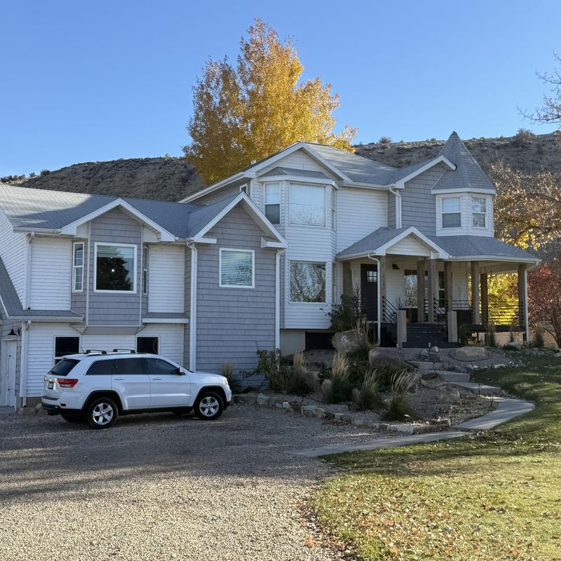Asphalt shingle roof on residential home in Utah