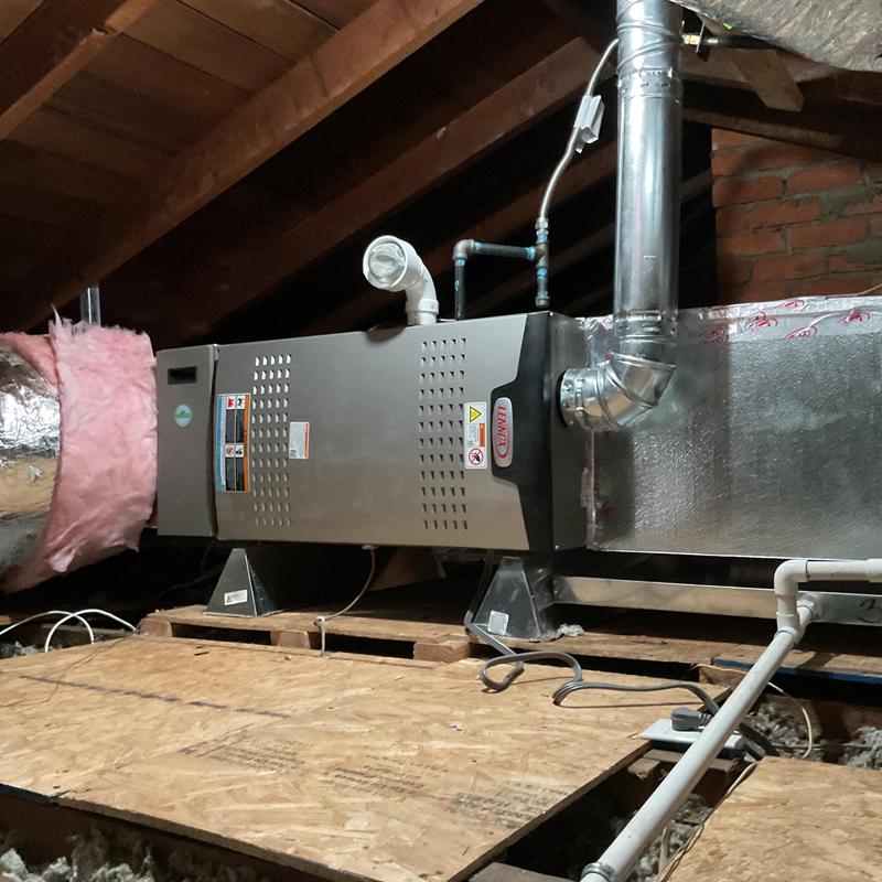 Lennox EL180UH Furnace with ducting in attic space