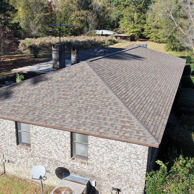 Owens Corning Duration Teak asphalt shingle roof