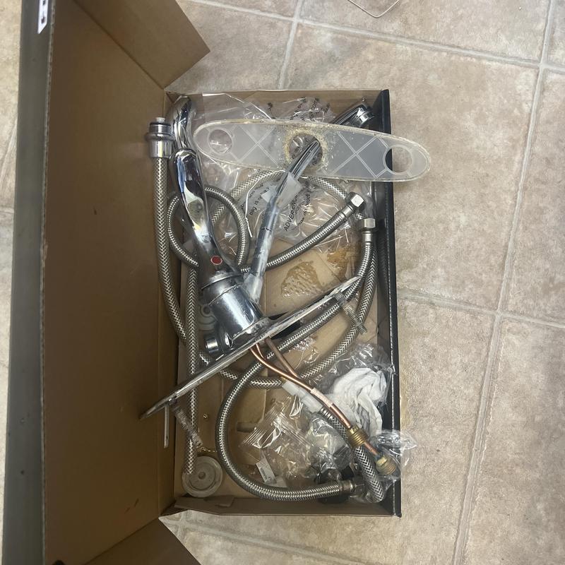 Delta kitchen faucet and sprayer with supply lines