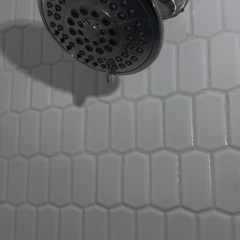 Shower valve stem with dripping water drop