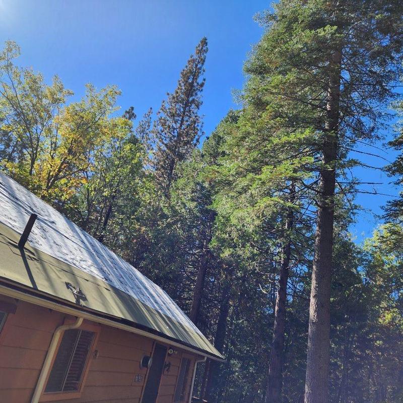 GAF lifetime asphalt roof installation on home