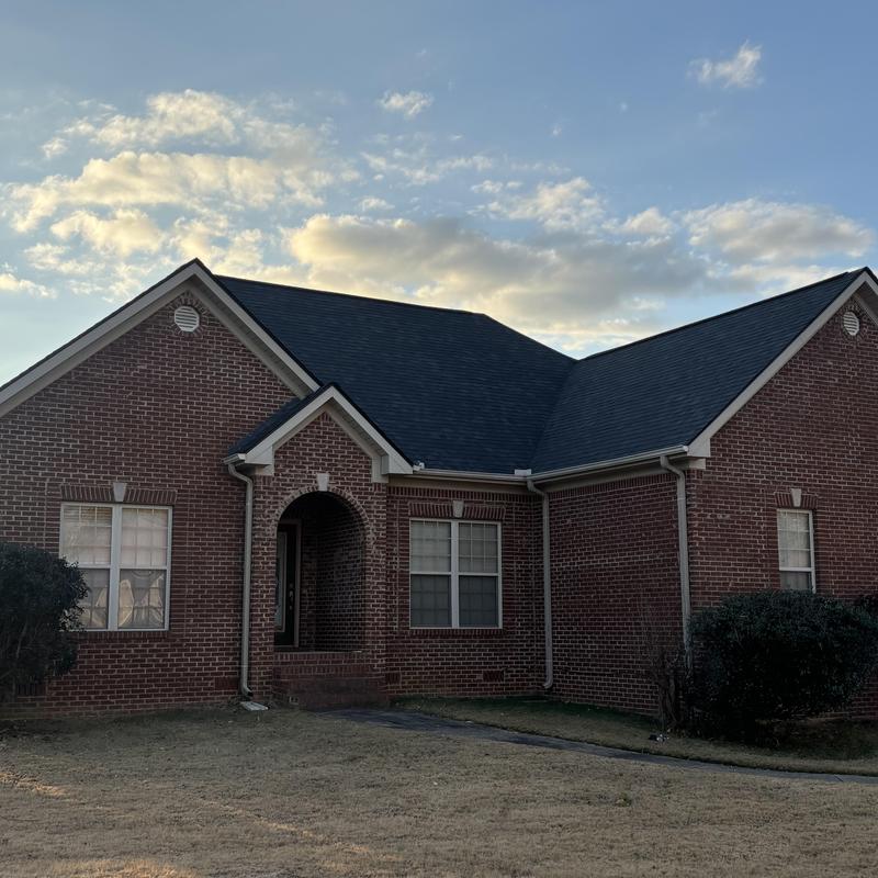 Owen's Corning Onyx Black shingle roof installation Owen's Corning Onyx Black shingle roof installation