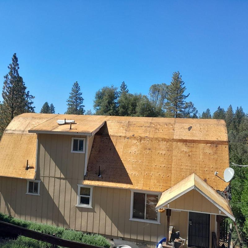 GAF asphalt roof sheathing installation in Sonora