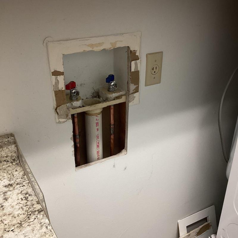 Washing machine water valves with exposed plumbing wall cutout