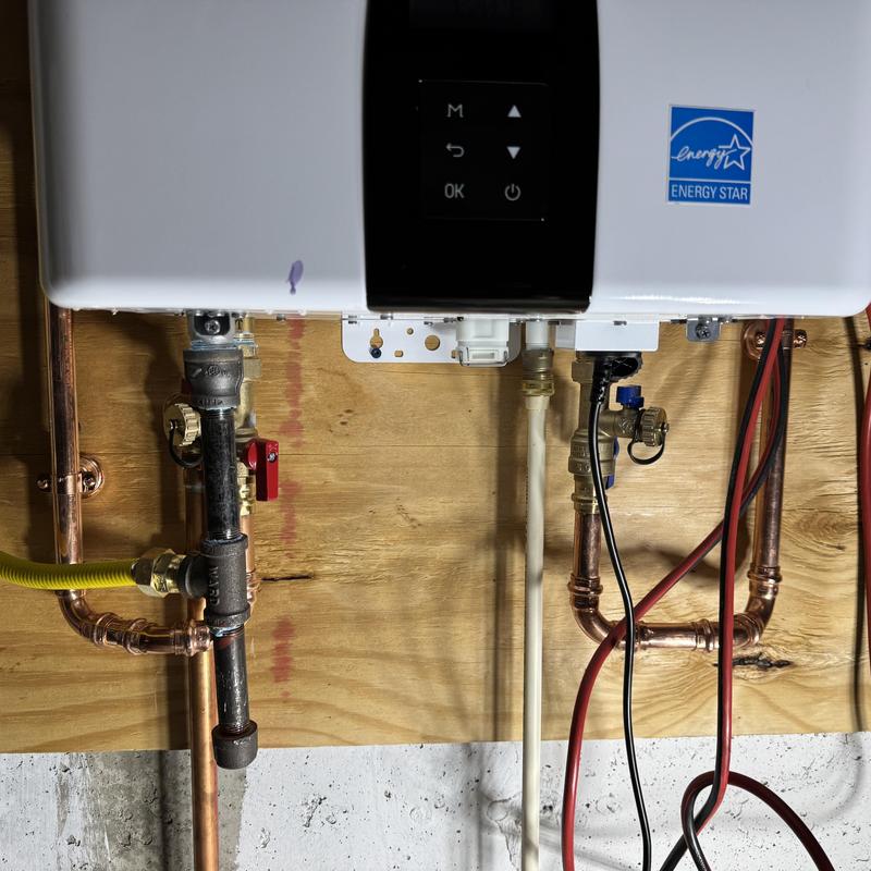 Navien tankless water heater with copper piping installation