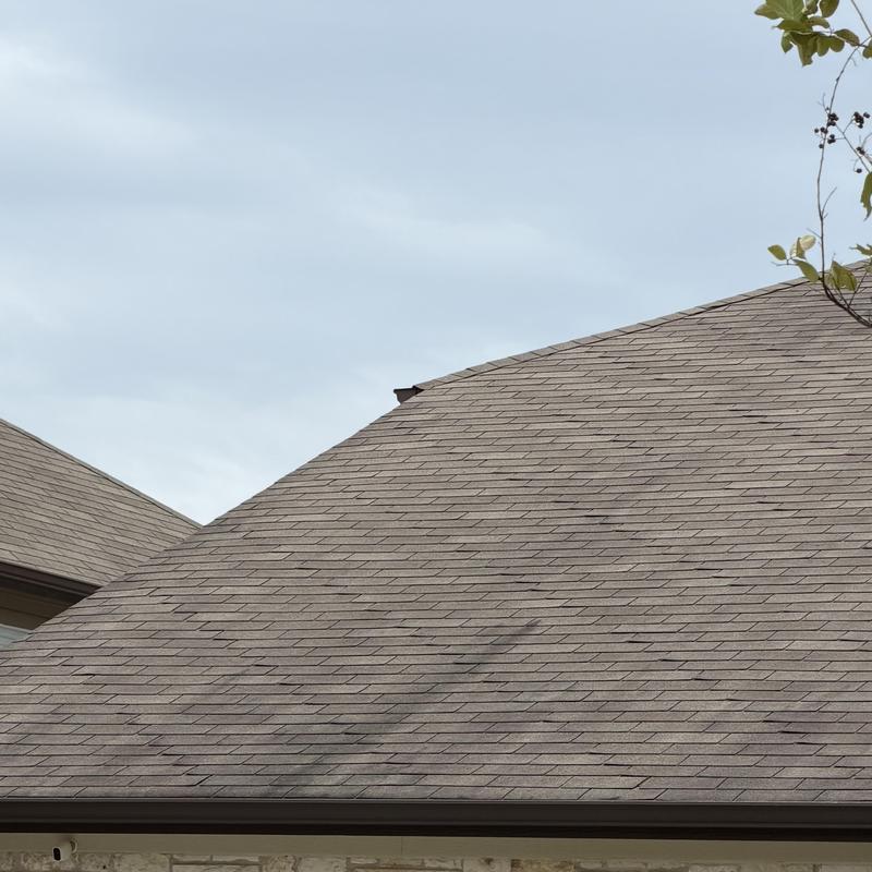 GAF Royal Sovereign 3-tab shingle roof with zippering
