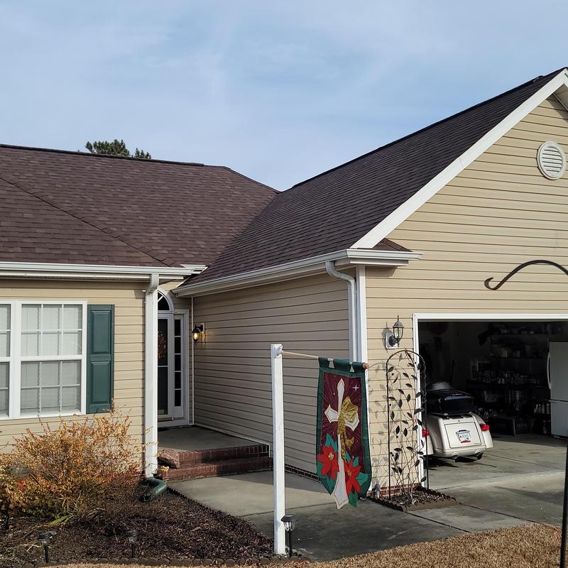 Owens Corning Oakridge roof with teak shingles