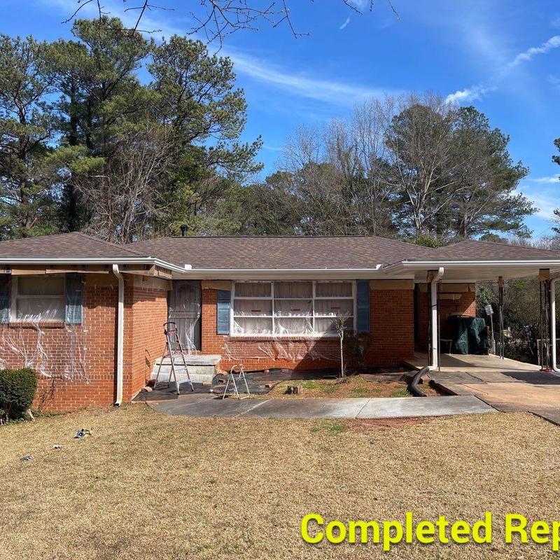 Atlas Pristine Lifetime shingles installed on brick home roof Atlas Pristine Lifetime shingles installed on brick home roof