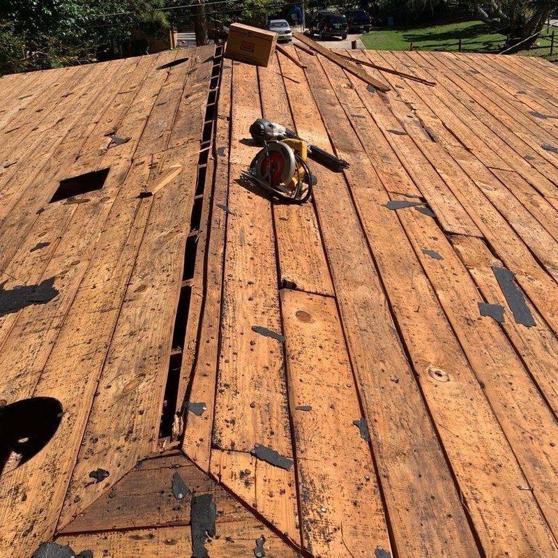 OSB roof sheathing replacement with circular saw OSB roof sheathing replacement with circular saw
