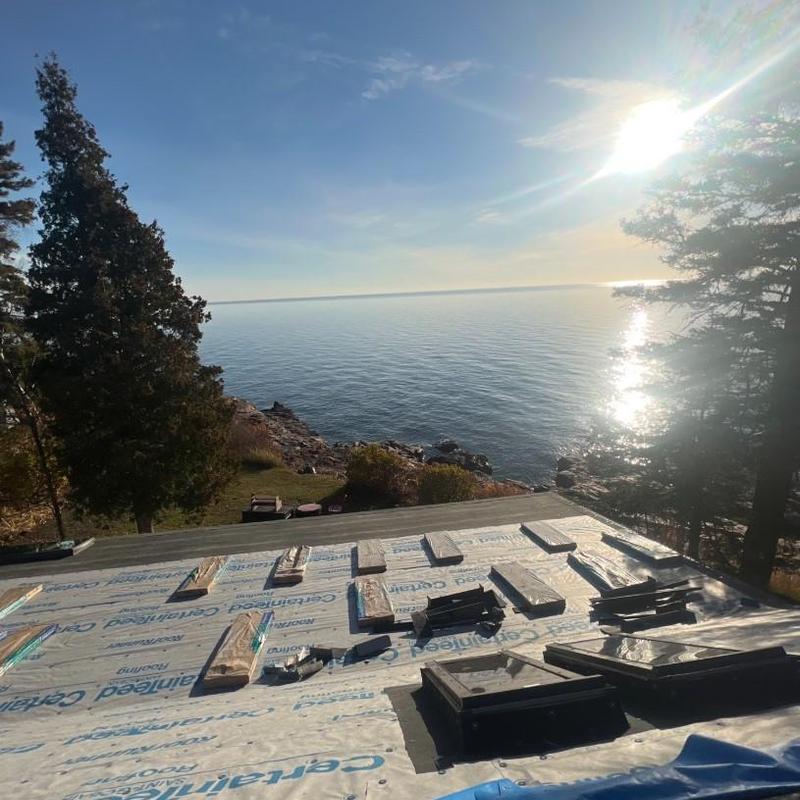 CertainTeed Landmark shingles and skylight installation CertainTeed Landmark shingles and skylight installation