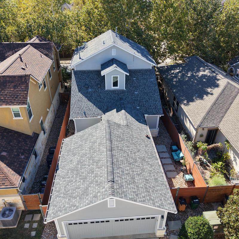 CertainTeed Landmark HD shingle roof on residential home