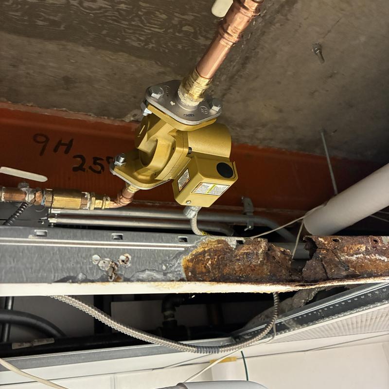 Recirculation pump installed on copper water piping