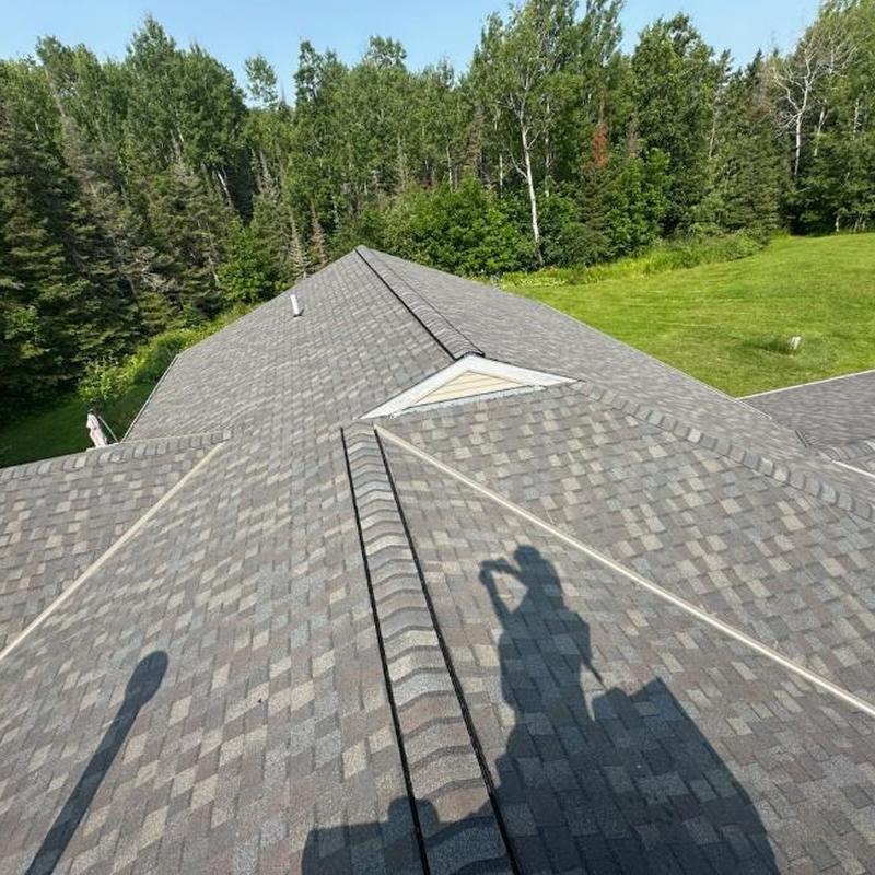 CertainTeed Landmark shingles roof with ridge vents CertainTeed Landmark shingles roof with ridge vents