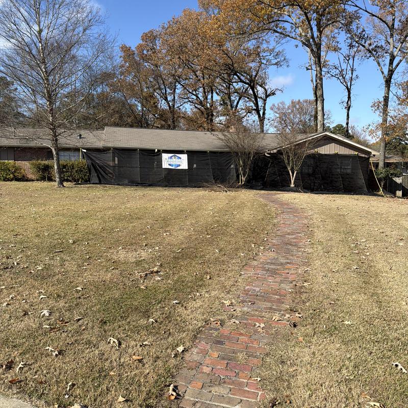 Roofing catch all system installation with safety netting Roofing catch all system installation with safety netting