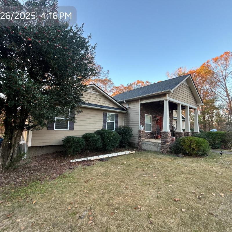 GAF Timberline HDZ shingle roof installation on house GAF Timberline HDZ shingle roof installation on house