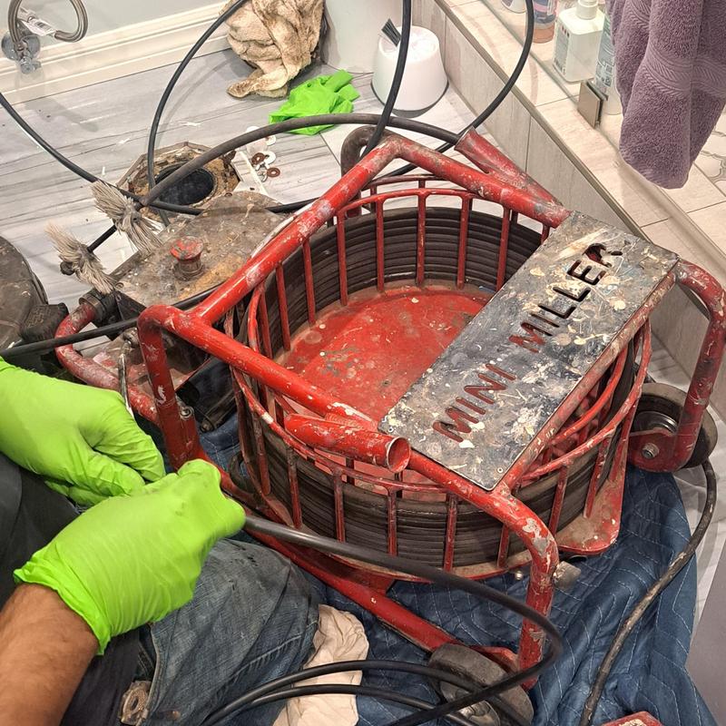 Vertical toilet line epoxy resin insertion machine Vertical toilet line epoxy resin insertion machine