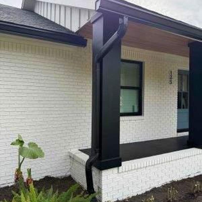 6K style gutter and downspout installation on porch 6K style gutter and downspout installation on porch