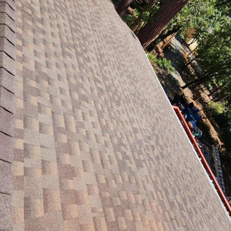 Gaf lifetime asphalt shingle roof with gutters