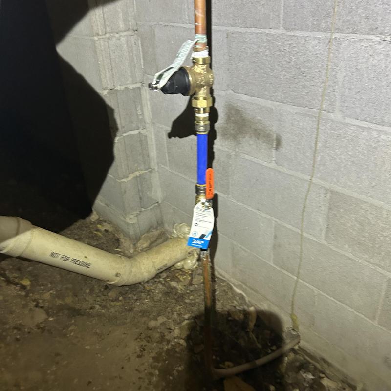 Pressure relief valve installation on water heater pipe