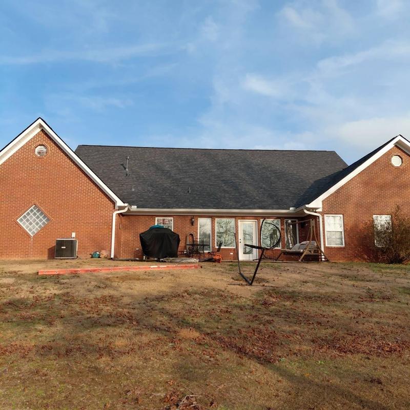 Owen's Corning Oakridge roof with ridge ventilation Owen's Corning Oakridge roof with ridge ventilation