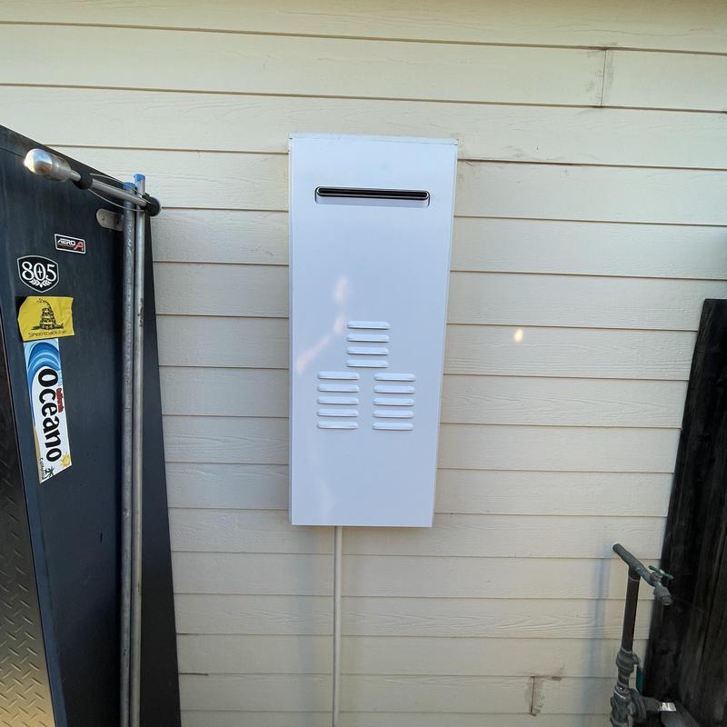 Rinnai tankless water heater with new recessed door