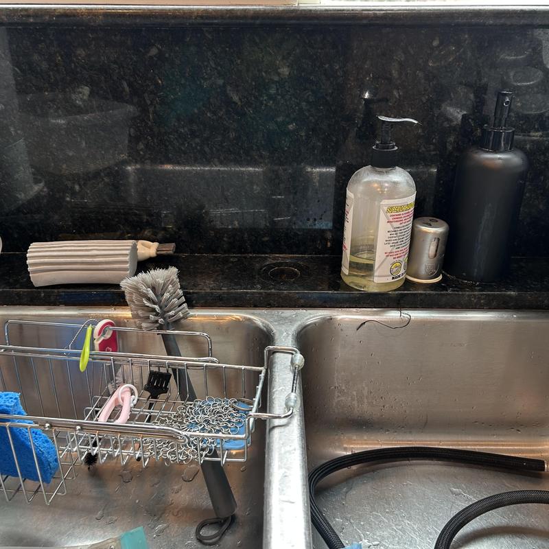 Moen single handle kitchen faucet with pullout sprayer installation