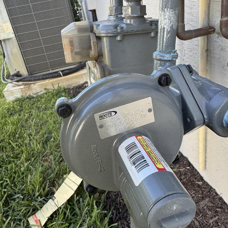 34 gas regulator on main gas line installed