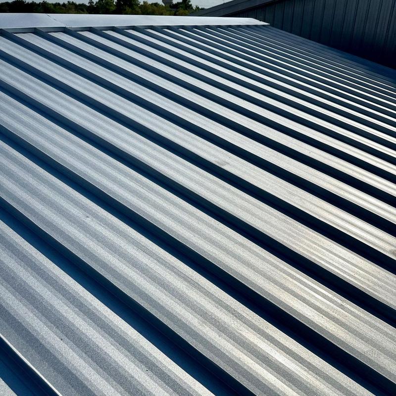 Mechanical lock standing seam metal roof panels installation