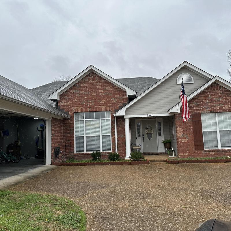 Brick exterior and roof inspection for remodel estimate