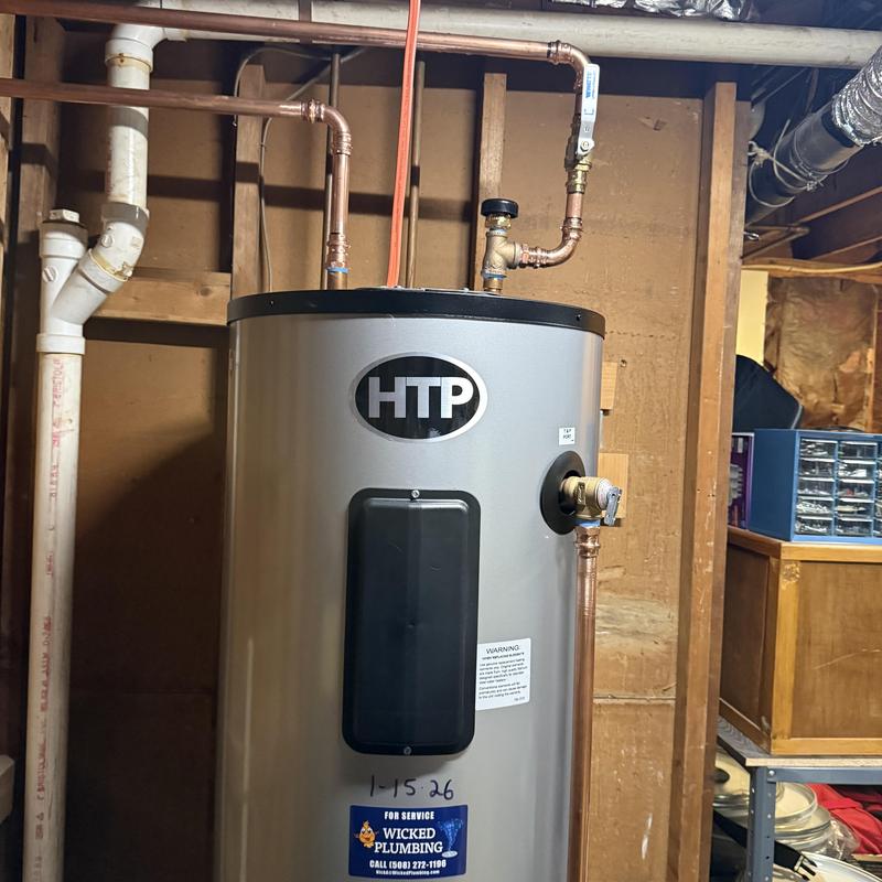 Water heater with copper piping in basement installation