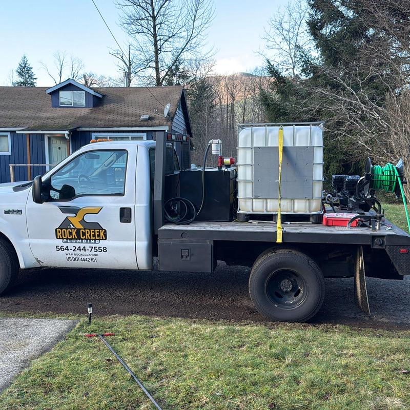 Main line hydro jetter truck with water tank and hose reel Main line hydro jetter truck with water tank and hose reel