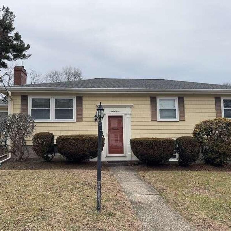 Lifetime asphalt roof with Azek fascia and gutters Lifetime asphalt roof with Azek fascia and gutters