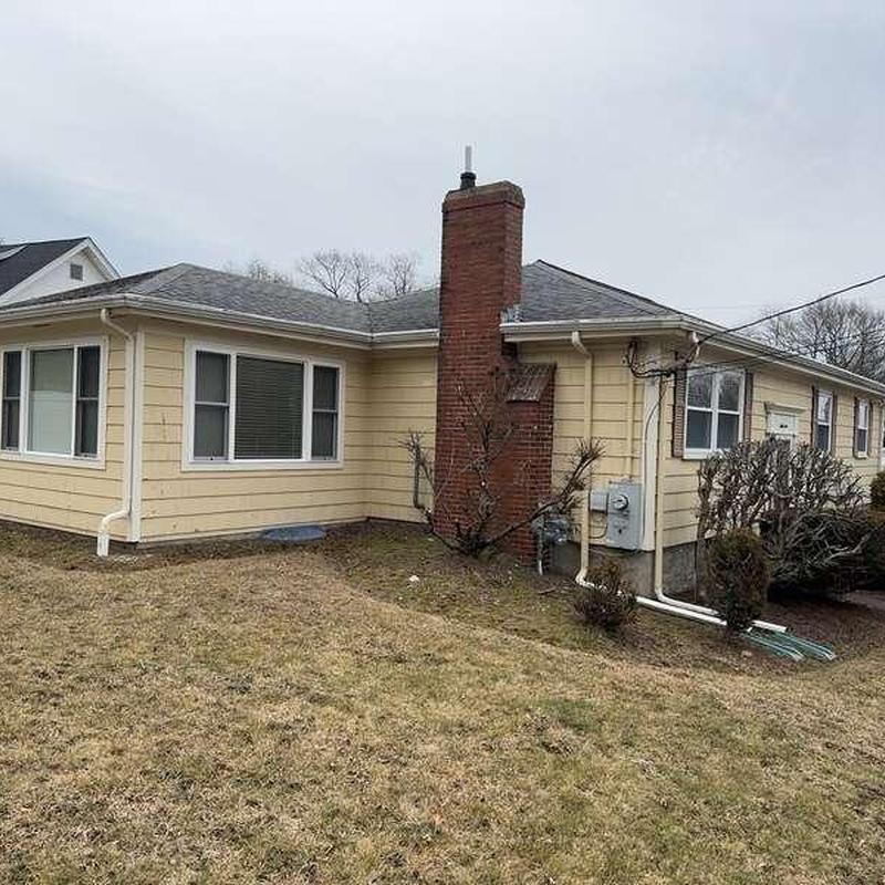 Lifetime asphalt roof with Azek fascia and aluminum gutters Lifetime asphalt roof with Azek fascia and aluminum gutters