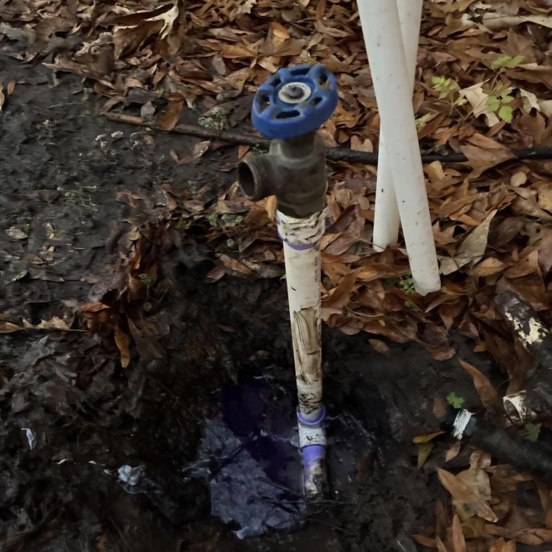 Outdoor water faucet disconnected from underground pipe