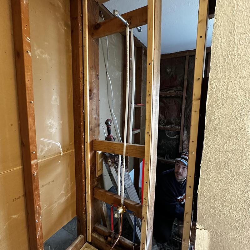 Shower valve installation with PEX piping in wall frame