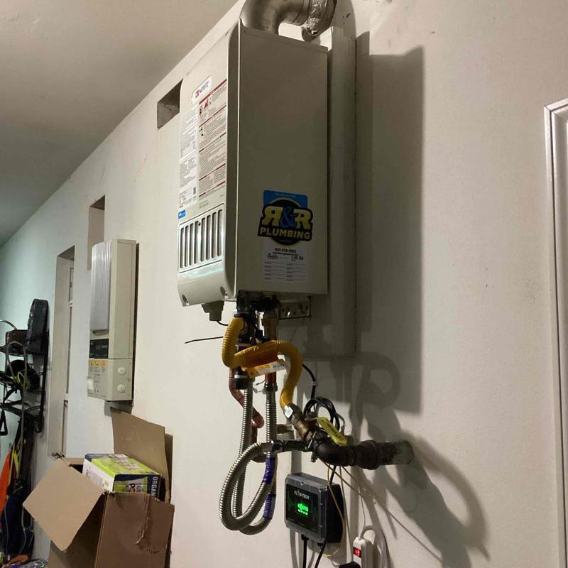 Noritz tankless water heater with isolation valves