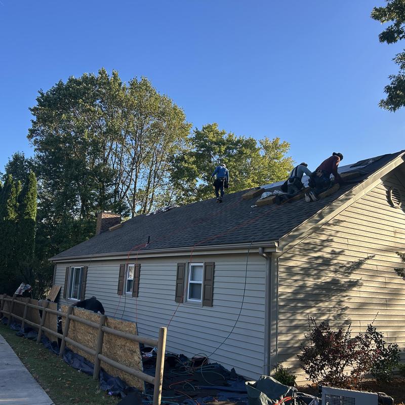 Weathered Shadow shingle roof installation in Blountville