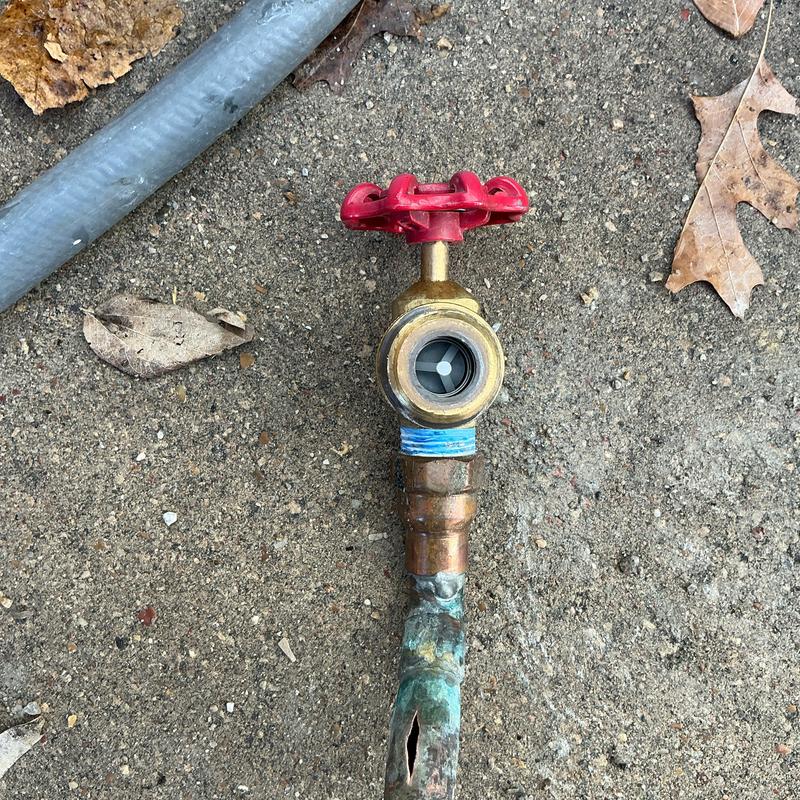 Quarter turn hose bib with copper pipe adapter
