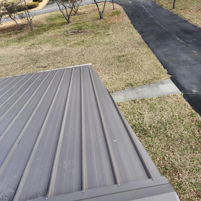 Metal roof panels with fasteners and seam issues