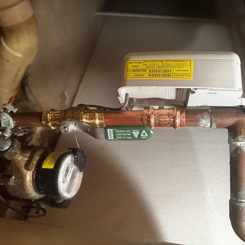 Main shutoff valve with 3/4 press ball valve installation